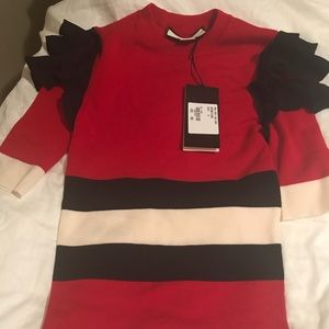 Gucci top/ 3 1/4 sleeve official